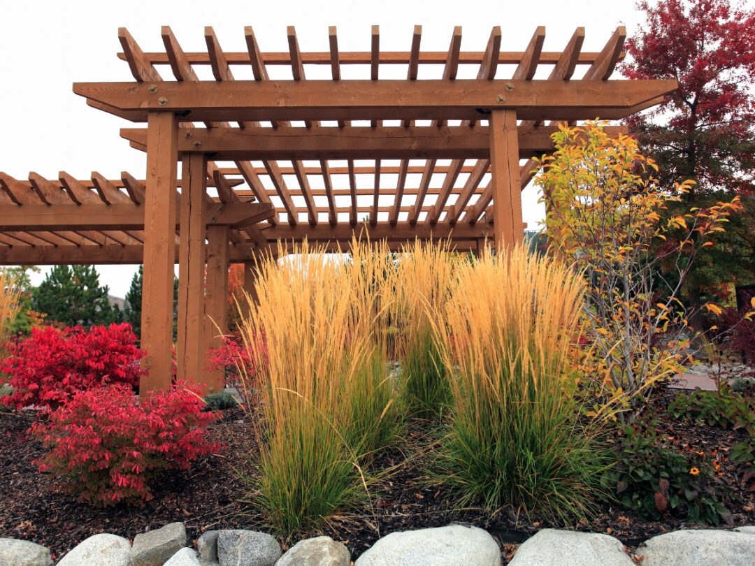 Trey's Lawn & Landscape offers Kansas City landscaping services to residential and commercial clients in the Kansas City Northland, including Parkville, Missouri. 