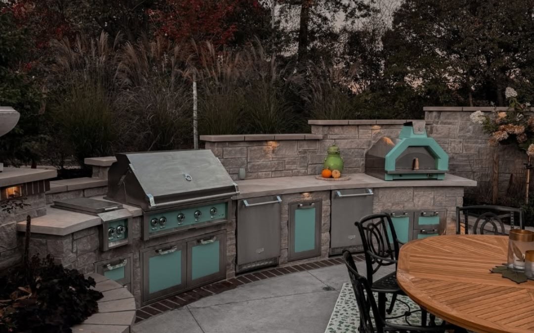 Outdoor Kitchen Contractors Kansas City: Creating the Perfect Backyard Gathering Space